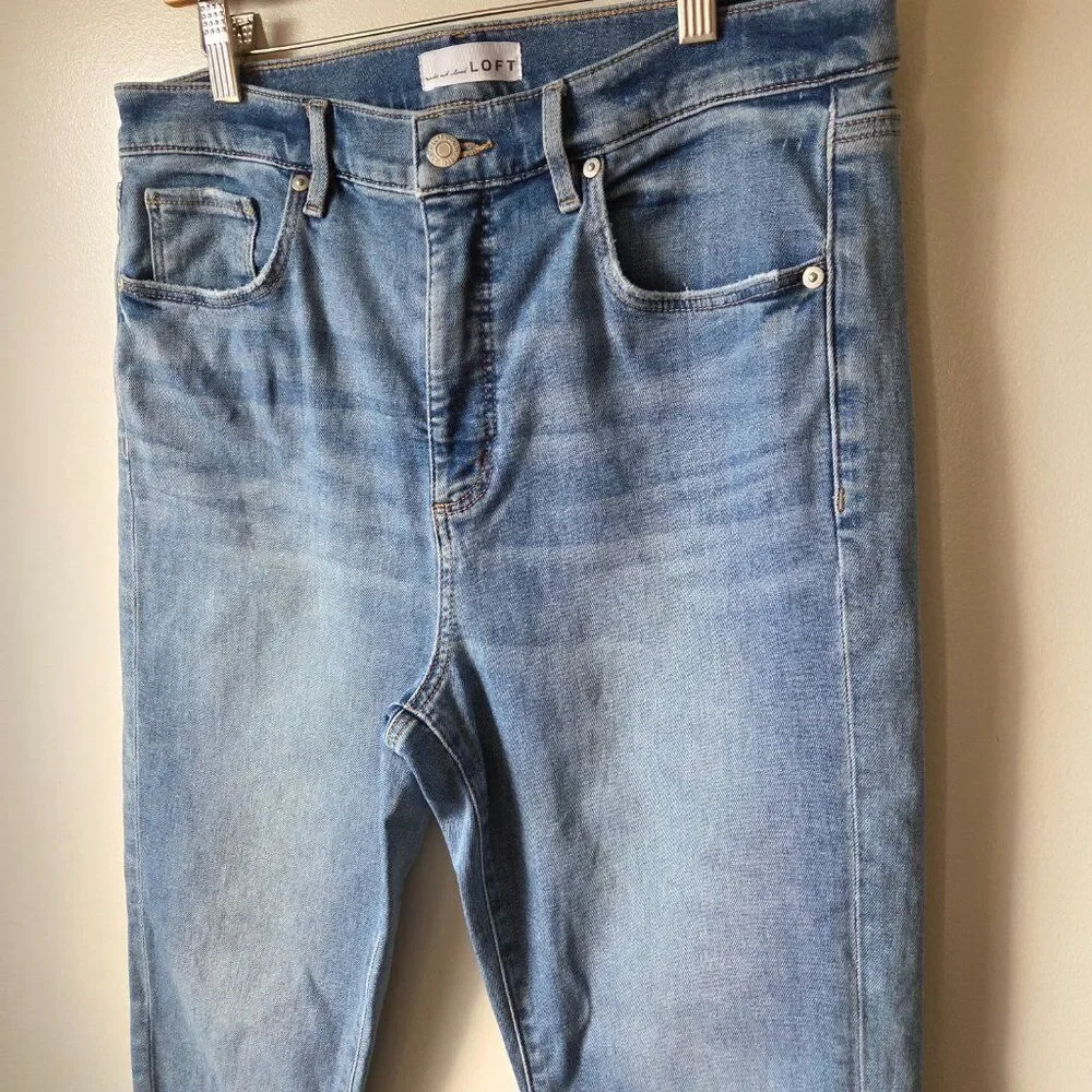 EUC LIKE NEW LOFT THE SKINNY RAW HEM STRETCH JEANS SIZE 31/12 WOMENS - Picture 3 of 14